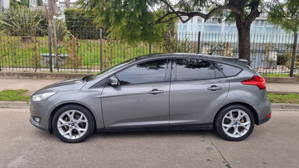 Ford Focus Se Plus Aut Cuero-Techo 5 Pts — foto 7